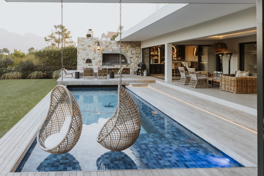 5 Bedroom Property for Sale in Pearl Valley at Val de Vie Western Cape